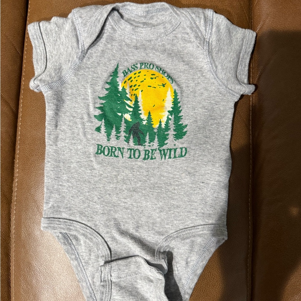 Bass Pro Shops Gray Bodysuit with Green and Yellow Design